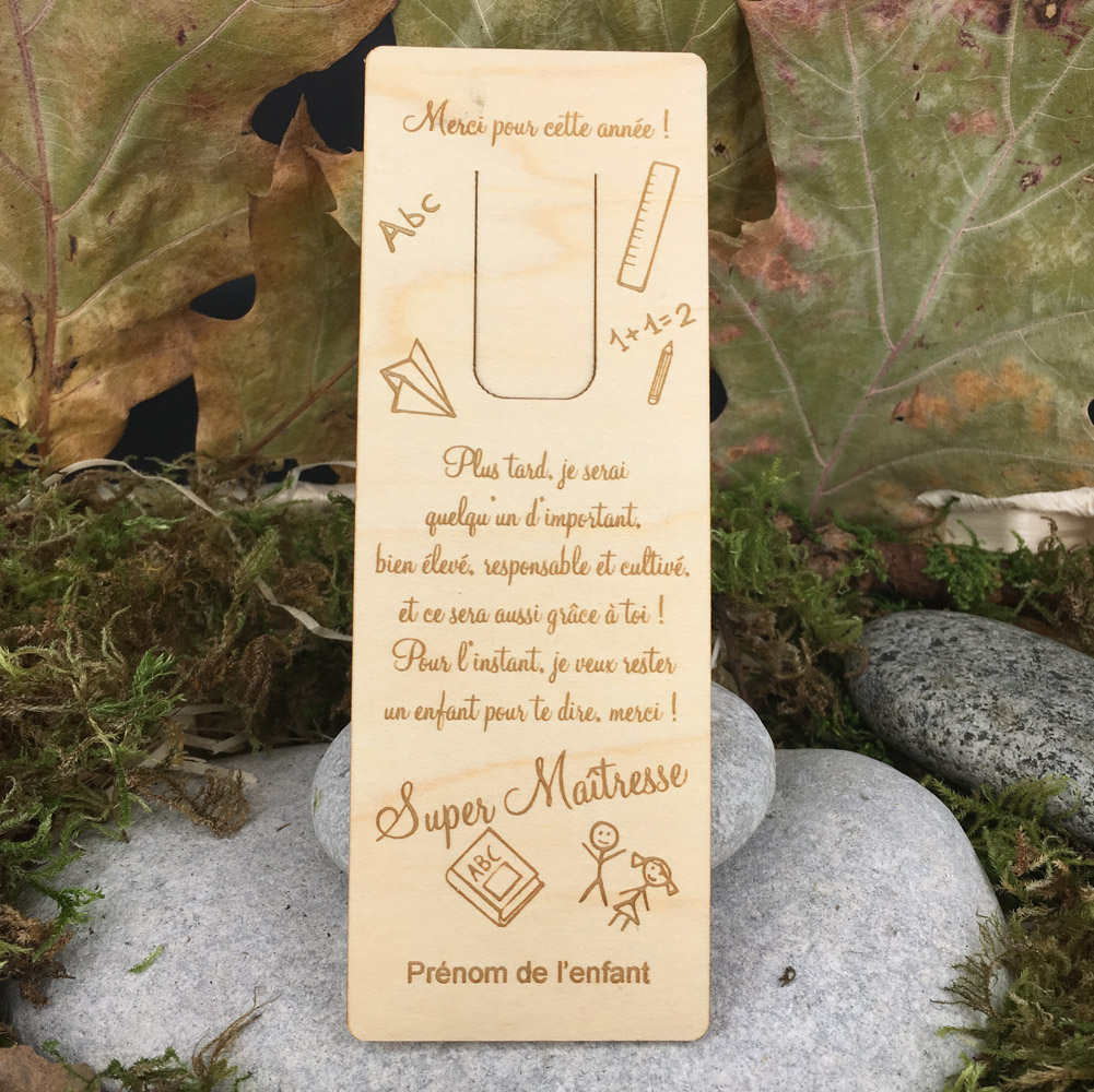 marque page en bois personnalisé avec gravure laser idée cadeau fin d'année scolaire