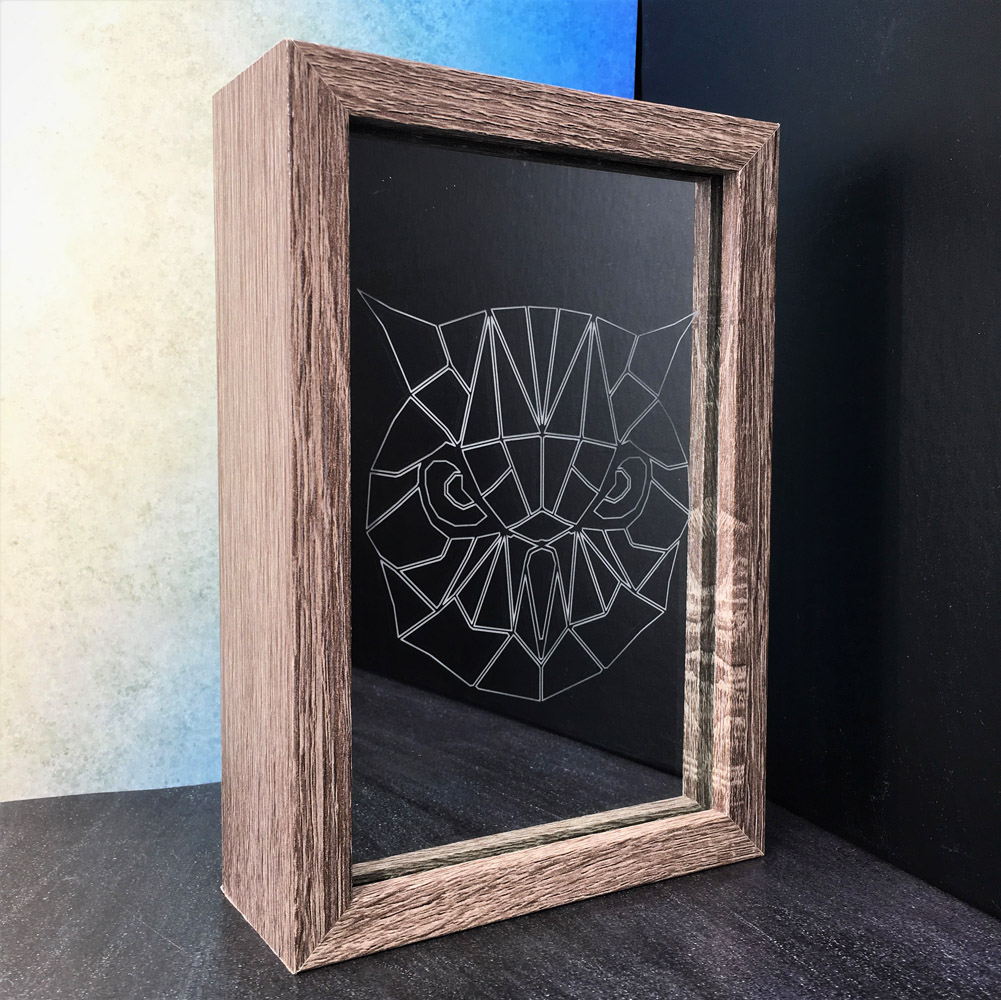 box led décoration gravée chouette géométrique