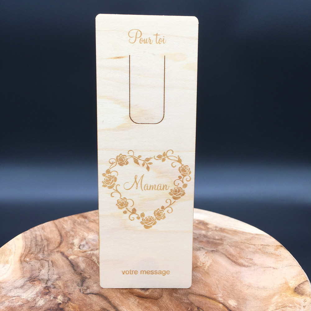 marque-page personnalisé en bois gravé