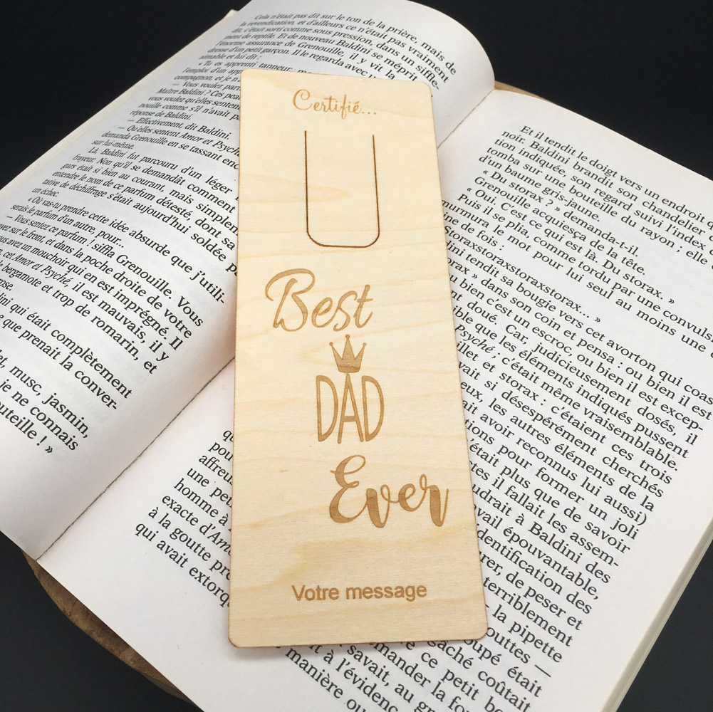 marque-page personnalisé en bois gravé fête des pères
