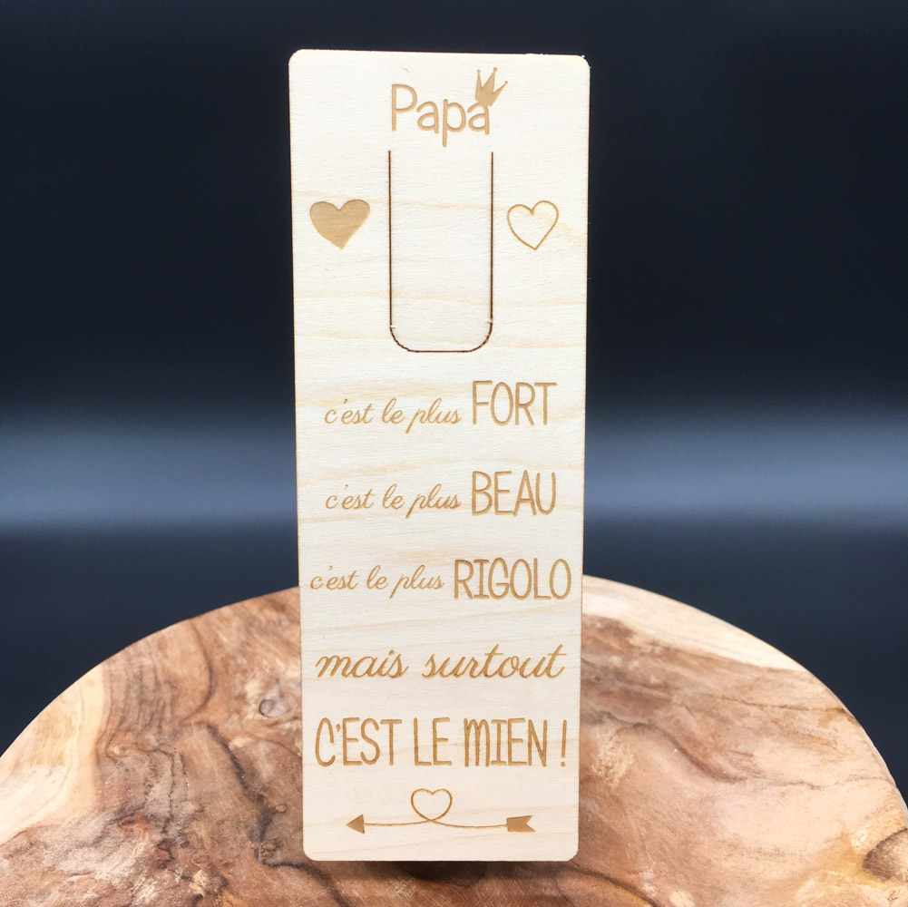 marque-page personnalisé en bois gravé cadeau pour les papas