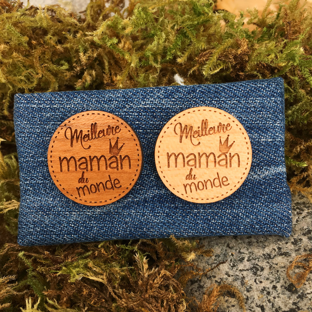 pin's bois personnalisé gravé meilleure maman - cadeau fête des mères