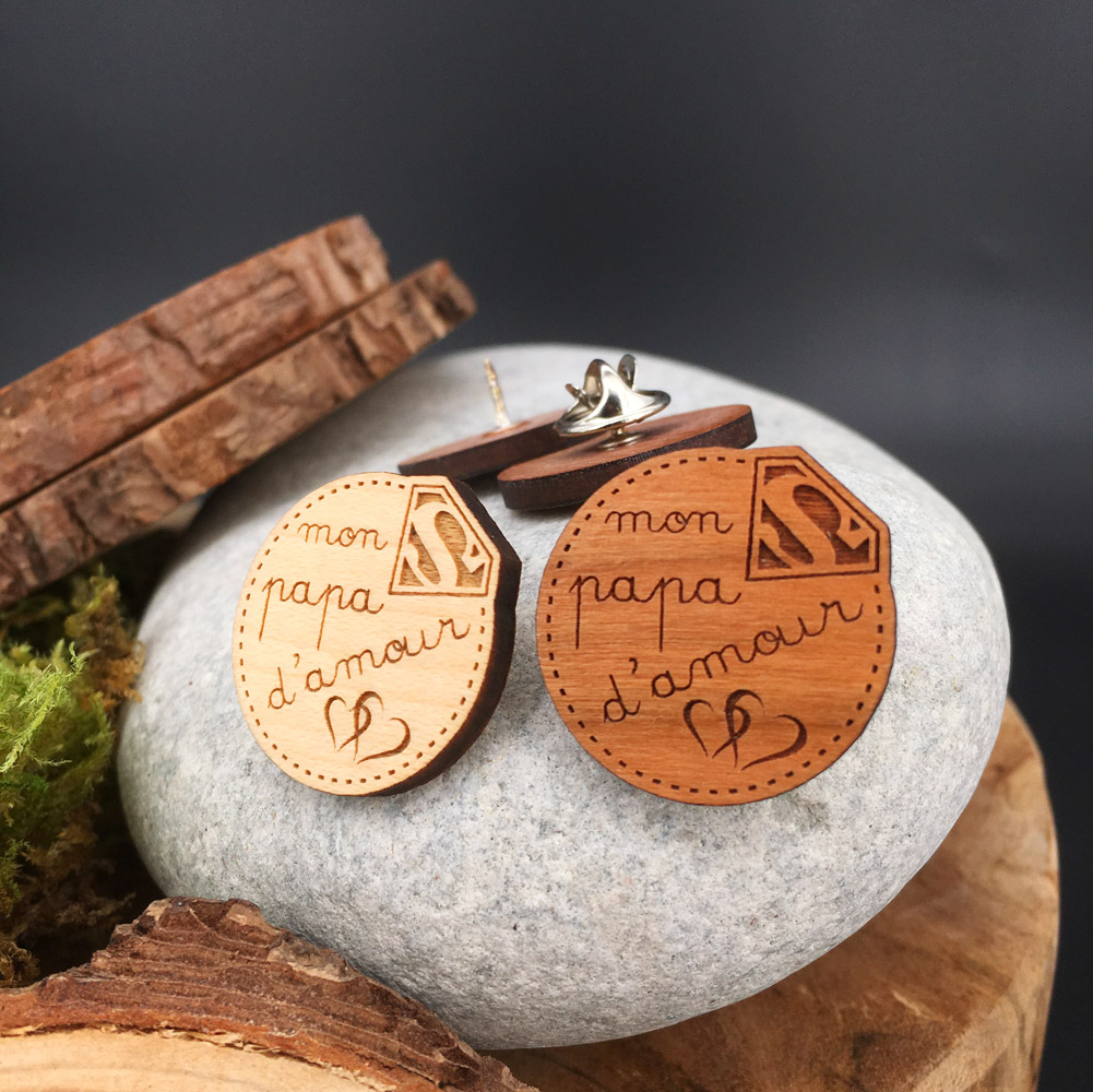 pin's bois personnalisé super papa cadeau fête des pères