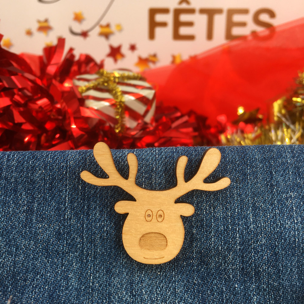 pin's bois personnalisé gravé renne