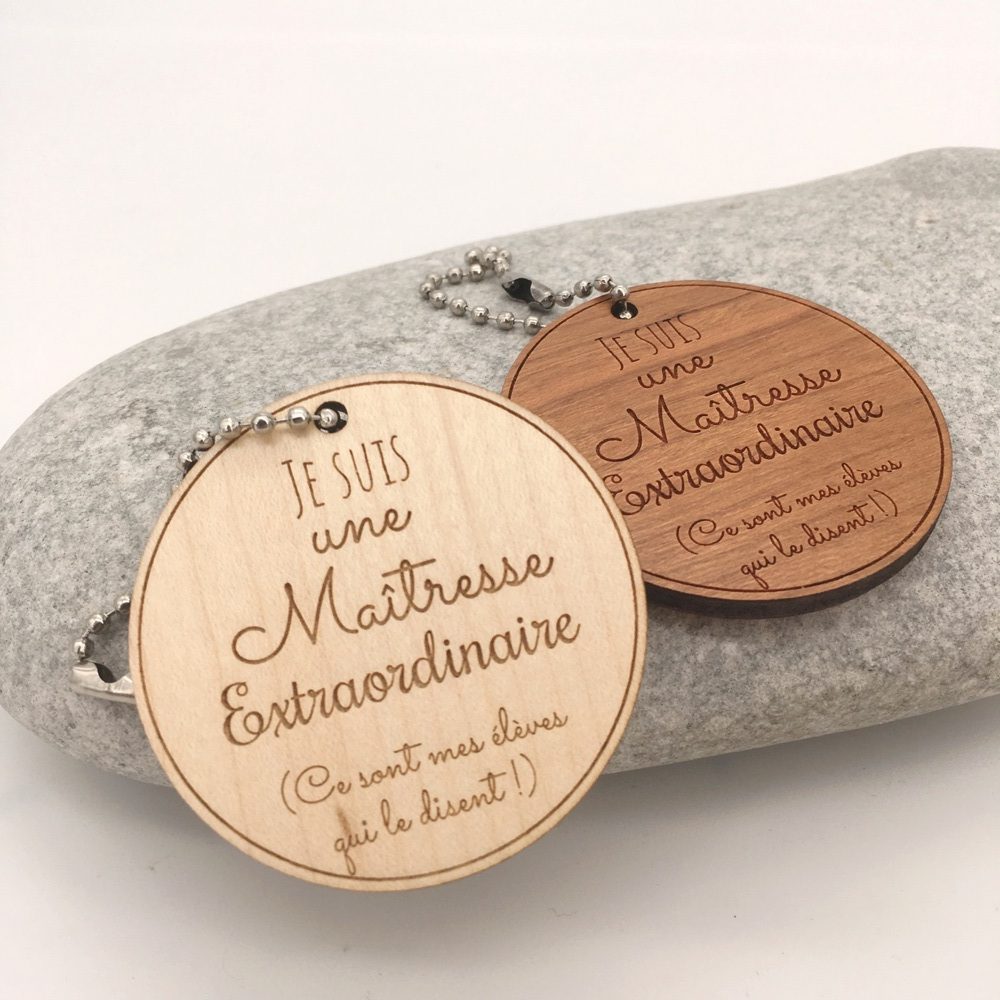 porte-clés maitresse extraordinaire personnalisable - idée cadeau maitresse