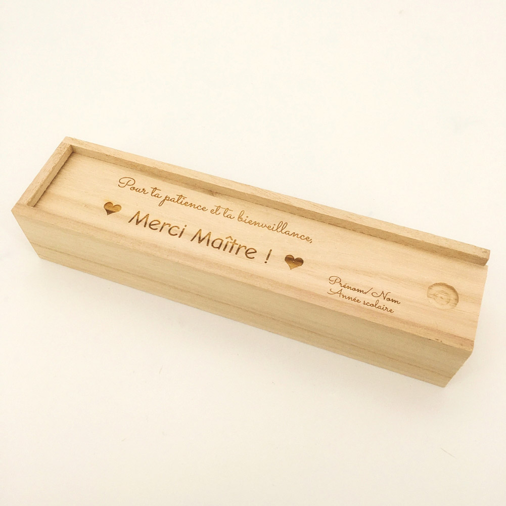 Plumier en bois personnalisé gravé cadeaux fin d'année scolaire