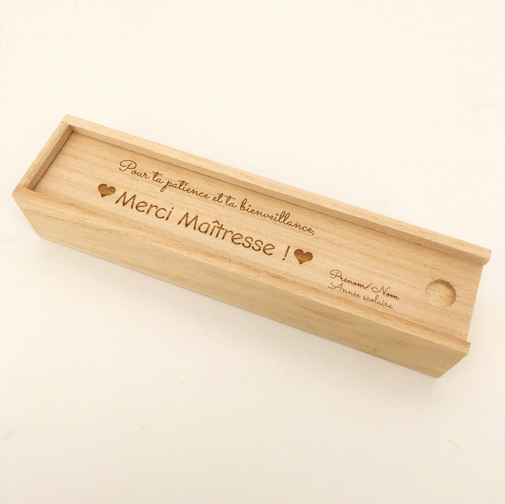 Plumier en bois personnalisé gravé cadeaux maîtresse
